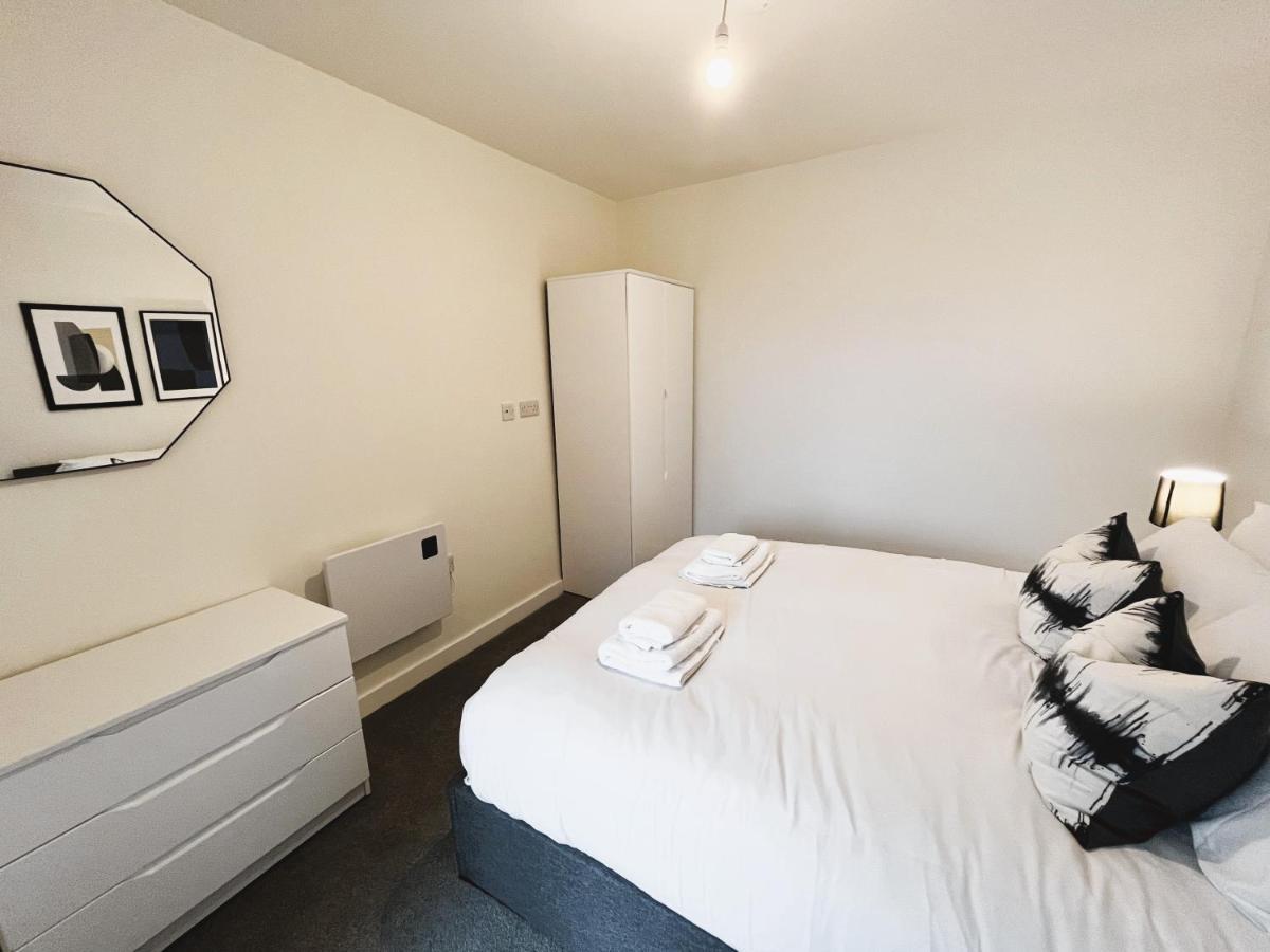 Brand New Modern 1 Bed Apartment Near Old Trafford Stadium Manchester Dış mekan fotoğraf